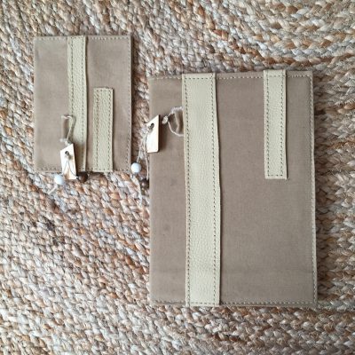 notebook en pasportcover beige
